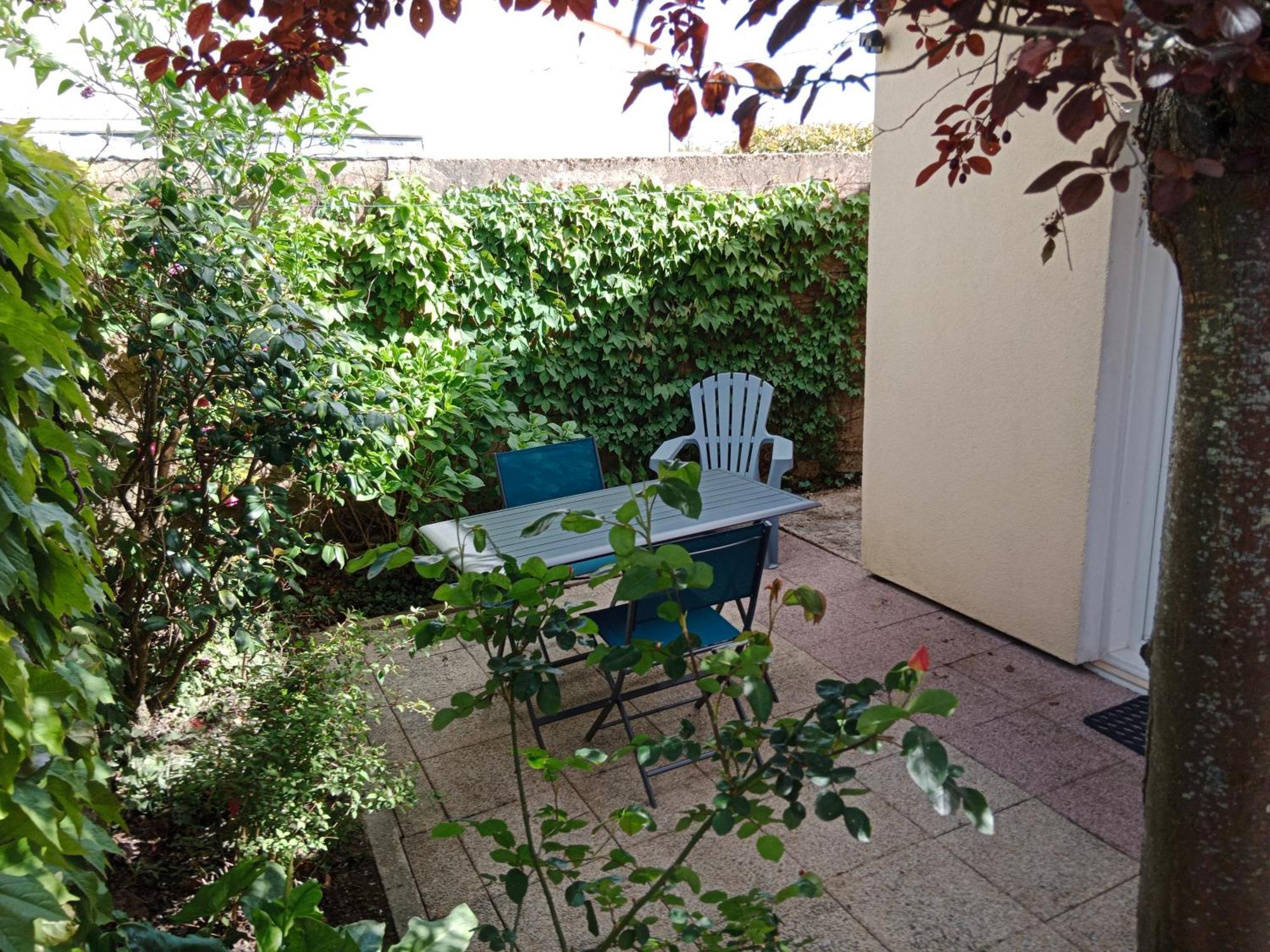 Vila Les Rosiers Challans Exteriér fotografie